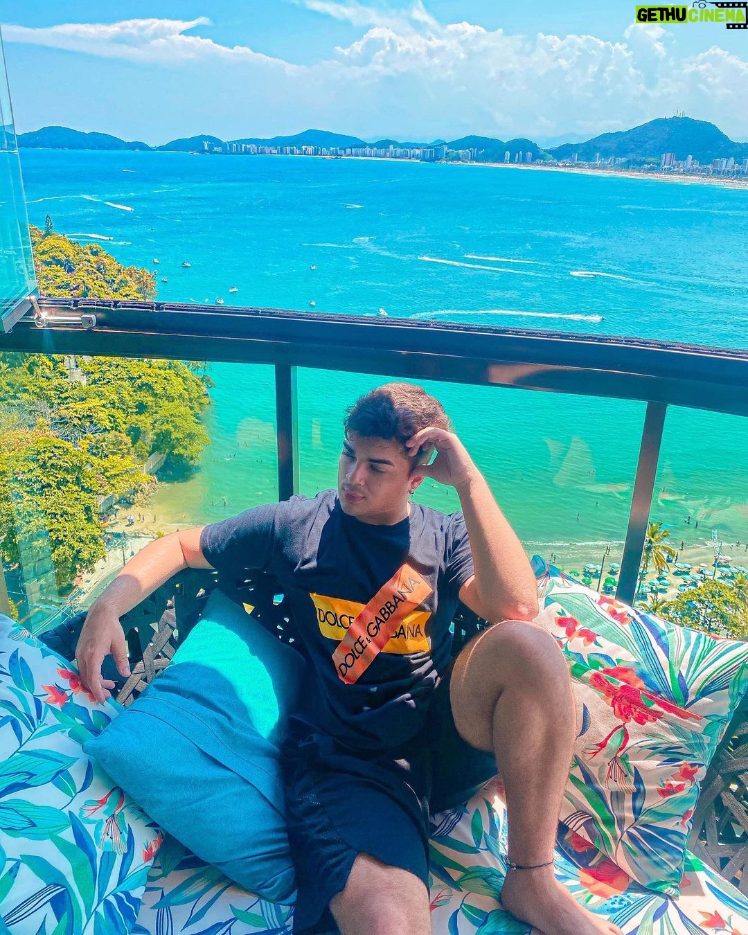 Lucas Santos Instagram - sobre meu final de semana com essa vista maravilhosa 🤯