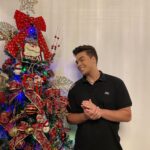 Lucas Santos Instagram - que a magia do Natal possa invadir a casa de cada um! Que Deus abençoe cada um que está lendo essa mensagem 🥰❤️✨