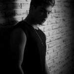 Lucas Santos Instagram - Foto em preto e branco, é poesia, é nostalgia, é atemporal #tbt❤️