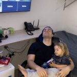 Luccas Neto Instagram - Contratem nosso serviço de segurança!