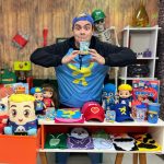 Luccas Neto Instagram - Quer participar de Uma Aventura com Luccas Neto? Na compra de R$ 10,00 em produtos Quatá kids, você cadastra o cupom fiscal no site e concorre a 1.500 chances de faturar prêmios instantâneos, além de uma oportunidade única de conhecer o Luccas Neto e os estúdios da Luccas Toon. Você não vai ficar de fora dessa, não é mesmo? Essa é uma parceria com a @quataalimentos! #publicidade