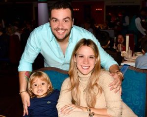 Luccas Neto Instagram - Nosso Natal mais que especial!!! ❤️ Eu amo tanto vocês ! Feliz Natal um pouco atrasado porque estávamos sem internet 😆