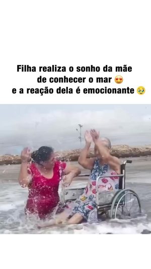 Luciano Huck Instagram - Família é tudo! 😍

Um registro lindo! Cheio de alegria, amor e carinho. Que cenas como essa sejam cada vez mais comuns nas nossas vidas. ❤️

Vídeo: Reprodução