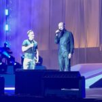 Luciano Pereyra Instagram - Los tiempos De Dios son perfectos! Y en menos de una semana me regaló escenarios, cantadas y abrazos con el!! 🙏🏽🙏🏽 Gracias @abelpintos por tu invitación, lo de anoche en #Velez fué haber estado en otro mundo lleno de amor que solo vos con tu música y tu inmensidad pueden lograr! Quedará en mi corazón para siempre! Gracias a todo tu equipo por ser tan cálidos! Te quiero y admiro MUCHO Y SIEMPRE! Y que el próximo abrazo nos encuentre muy pronto!! 🙌🏽❤️ Estadio José Amalfitani