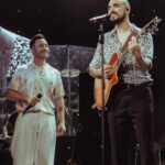 Luciano Pereyra Instagram - Le agradezco a Dios la bendita dicha de un gran compañero de ruta musical y de vida desde hace tantos años!! Anoche tu abrazo y tu voz fue la cálida caricia que necesitábamos! Gracias hermano @abelpintos por acompañarme! Te quiero mucho siempre!!🙏🏽❤️