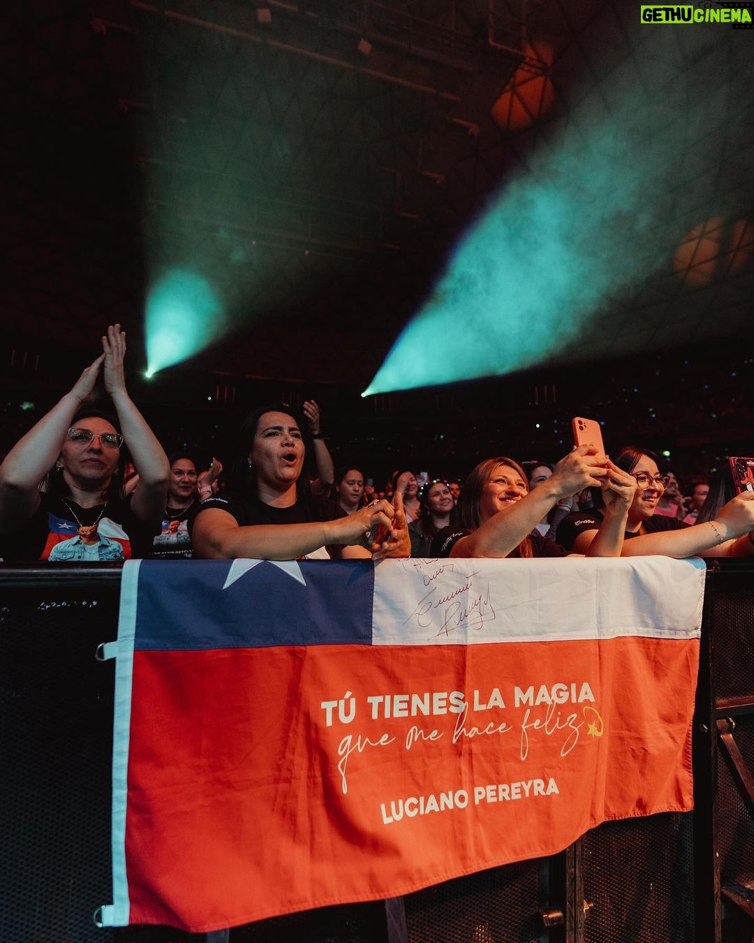 Luciano Pereyra Instagram - Nuestra noche en pics del #MovistarArenaChile 🇨🇱❤️ 📸 @ale.cavalheiro Santiago de Chile