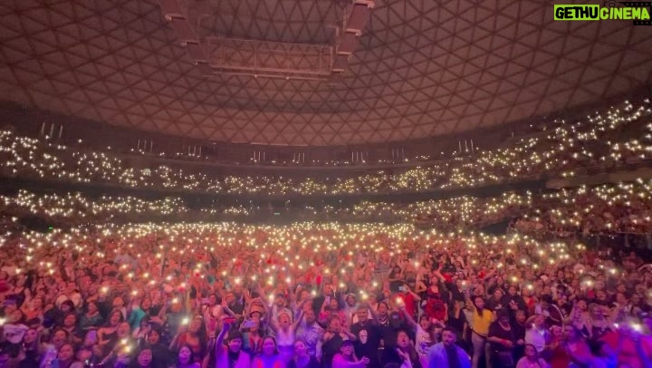 Luciano Pereyra Instagram - Decime que estΓ‘s feliz sin decirme que estΓ‘s feliz!!! πππππππ₯°π₯°π₯° #HastaElAlma π¨π±β€οΈ Santiago de Chile