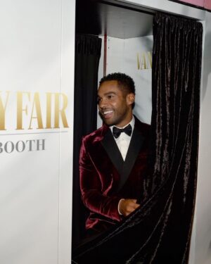Lucien Laviscount Instagram - The Vanity at the Fair 🥂

 #vanityfair