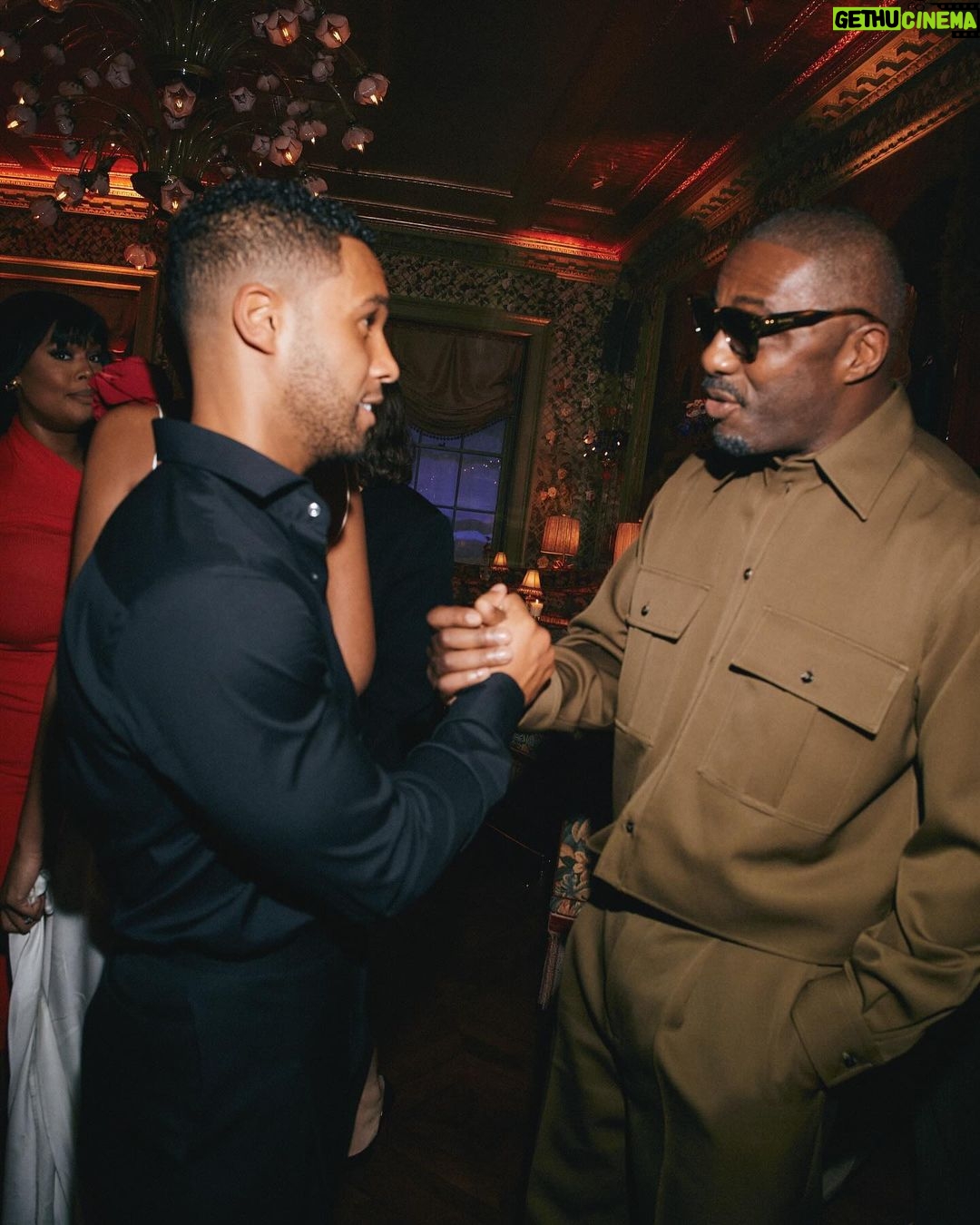 Lucien Laviscount Instagram - Thank you @chiomannadi & @britishvogue for such an incredible evening with these special people ✨✨✨ Annabel's
