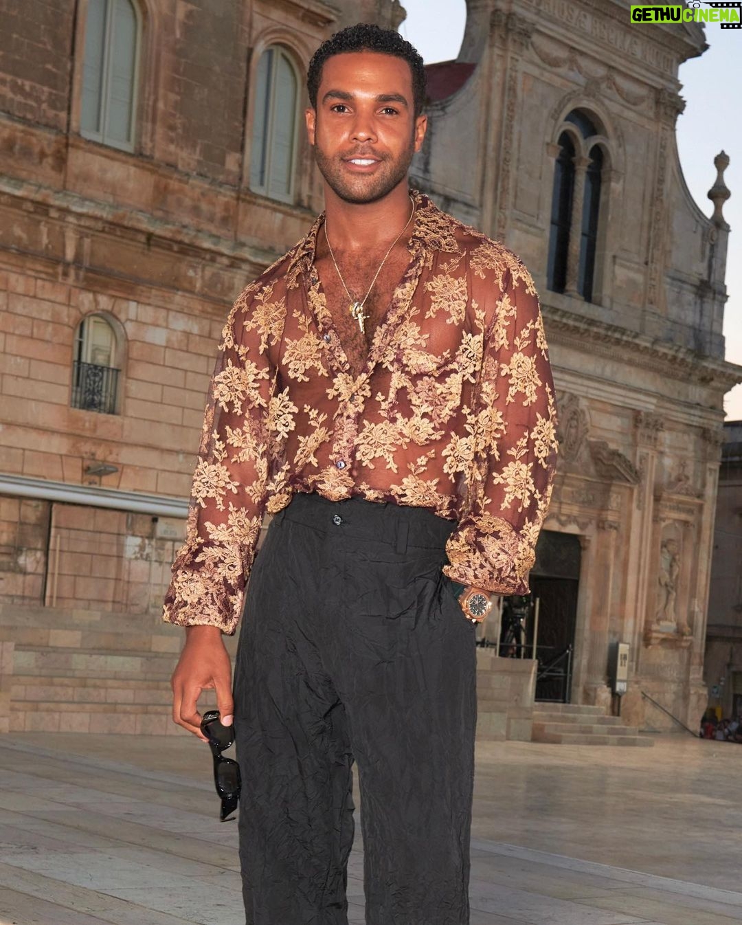 Lucien Laviscount Instagram - Living La Dolce Vita with @dolcegabbana in Puglia. Thank you for having me 🤍 Borgo Egnazia
