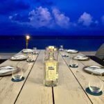 Luis Gerardo Méndez Instagram - Voy a regalar dos noches en la Tiger Suite del resort Andaz Mayakoba. Esta increíble suite combina el lujo tropical con el sabor intenso del @mezcalojodetigre. Podrías pasar dos noches allí, viviendo como una celebridad, bebiendo mezcal, nadando en tu piscina privada, y sintiéndote como el rey, reina o reine de la Riviera Maya. Todo lo que tienes que hacer para ganar es darle like a este post, etiquetar a las 5 personas con las que te gustaría venir a vivir esta experiencia comentando en este post por qué te gustaría venir, seguir a @mezcalojodetigre y @andazmayakoba.mx en Instagram y listo. Quizás tu razón sea tan buena que incluso me haga llorar, o reír. ¡Quién sabe, lo decidiré al azar! Así que, ¿qué esperas? Participa y comienza a soñar con esas dos noches en la Tiger Suite. Porque a veces, los sueños y los mezcales pueden volverse realidad. ¡Suerte! (Incluye dos noches en la Suite Presidencial de Andaz Mayakoba. No incluye vuelos ni alimentos y bebidas.) Anunciaremos al ganador el viernes 7 de julio a las 12pm. Sujeto a disponibilidad.