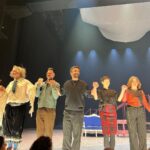 Luis Gerardo Méndez Instagram - Noche de estreno. Orgullo y emoción de ver triunfar a @pachemor y @lapuravariedat en el teatro alemán. Molière, amigues querides y celebrar desde el piso. Glückwunsch @baslercompagnie & @theaterbasel! Theater Basel