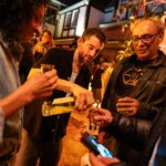 Luis Gerardo Méndez Instagram - Noche inolvidable. Gracias Bogotá por recibir a nuestro @mezcalojodetigre con tanto amor y tantos amigos. #NuestroMezcal llegó a Colombia y no podemos dejar de sonreír recordando semejante rumba. Gracias @pernodricard por todo el apoyo!