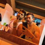 Luis Gerardo Méndez Instagram - Gracias Medellín por toda la rumba y todo el amor a #NuestroMezcal! @mezcalojodetigre llegó a Colombia. Salud!