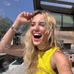 Luisana Lopilato Instagram - Palpitando mi cumple 🎉💛 . Birthday vibes 🎉💛 Vancouver, British Columbia