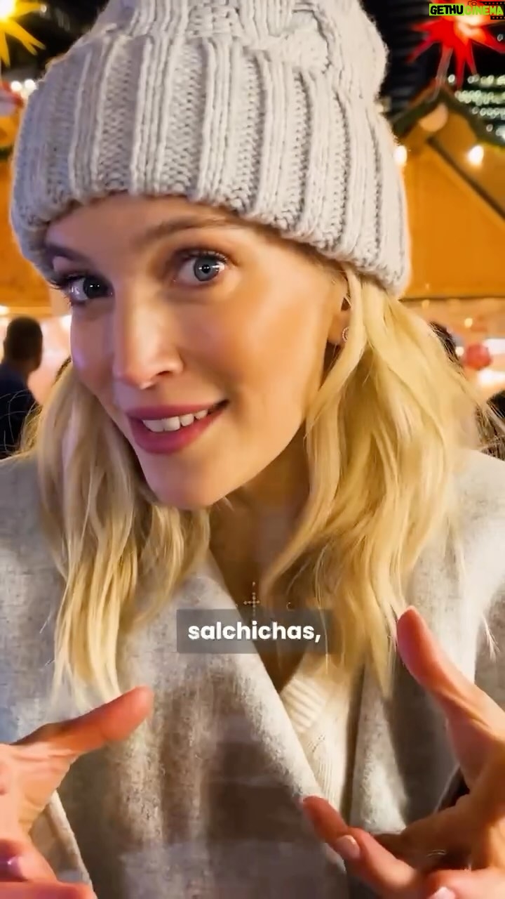 Luisana Lopilato Instagram - Un año más recorriendo el mercado navideño de Vancouver 🇨🇦🎄 Siempre tiene algo para sorprenderme! Si no has ido, lo super recomiendo 🤩 🍬 🥨Hay muchas cosas ricas y cosas hermosas para disfrutar! — One more year touring the Vancouver Christmas market 🇨🇦🎄 It always has something to surprise me! If you haven’t gone, I highly recommend it.🤩 🍬 🥨 There are many delicious things and beautiful things to enjoy! #vanchristmas #vancouverfun