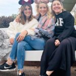 Luisana Lopilato Instagram - January carousel🚀✨ a rollercoaster of emotions and temperatures! From winter to summer in a day, something I’m already a fan of! Carrusel de Enero🚀✨ una montaña rusa de emociones y de temperaturas! Del invierno al verano en un día, algo que ya soy fan! #2024Journey #StarWarsVibes #disneyworld #familytrip #DisneyVibes @waltdisneyworld #disneyparks #miami