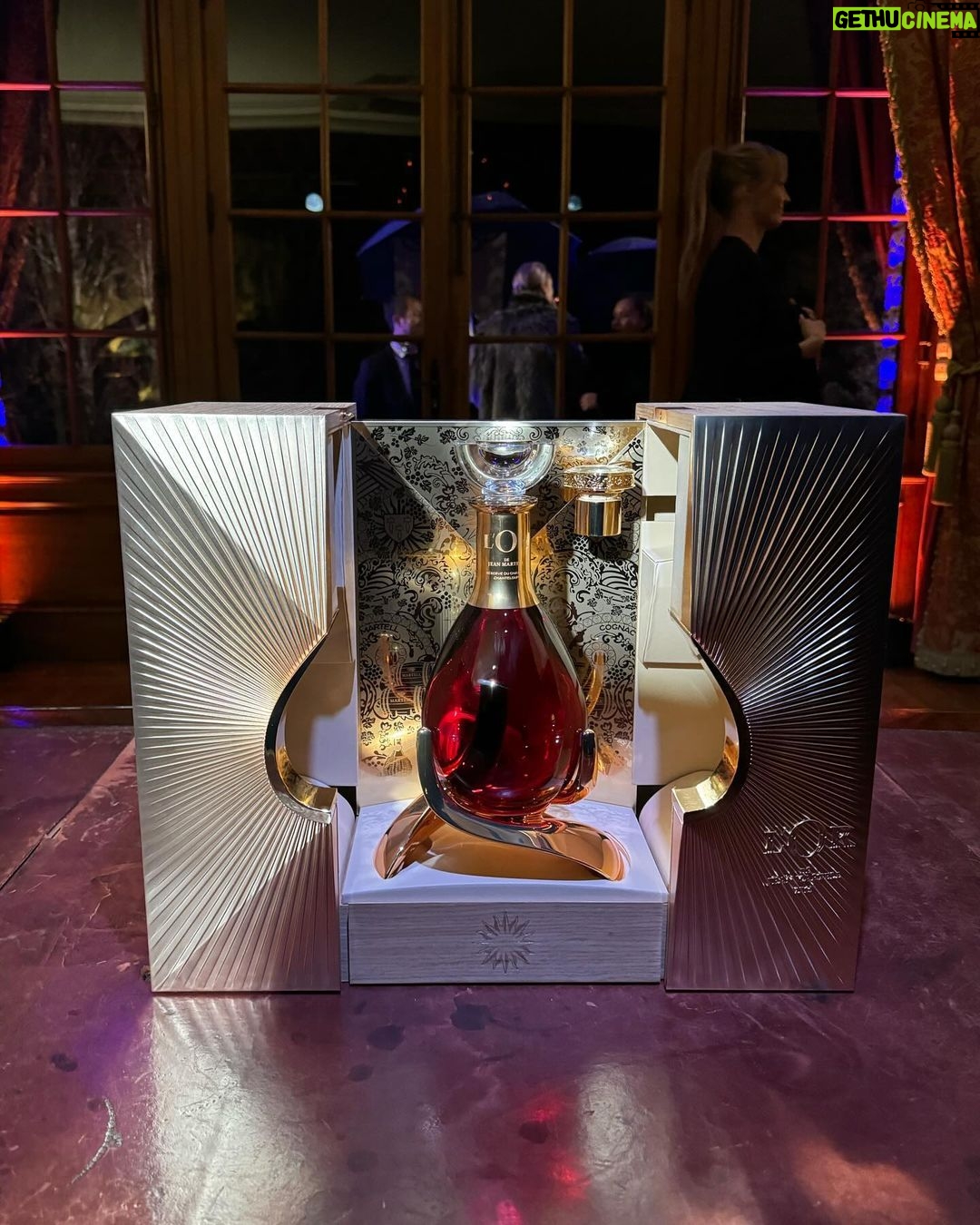 Luka Sabbat Instagram - I was really sippin cognac, IN COGNAC @martellofficial #lordejeanmartell #martellcognac Cognac, France