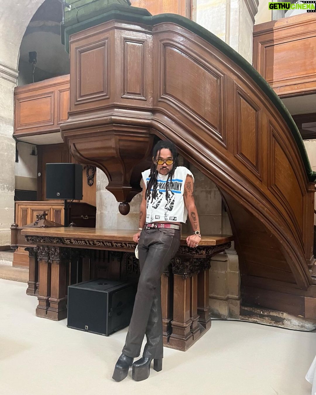 Luka Sabbat Instagram - They said I should walk around with a guitar and everyone would believe it. Paris, France