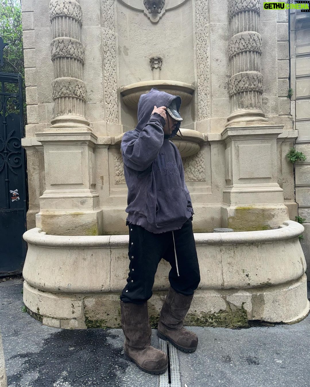 Luka Sabbat Instagram - You woulda thought I never look down the way I step on shit Paris, France
