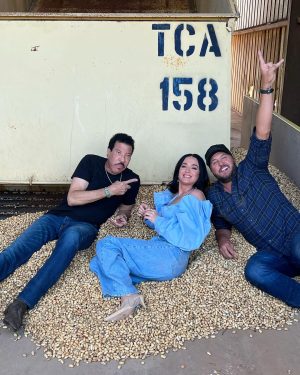 Luke Bryan Instagram - This week’s episode of #AmericanIdol is a little nuts.