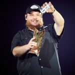 Luke Combs Instagram – Missing home but always good to see the folks Down Under!

📸: @davidbergman