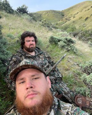 Luke Combs Instagram - Been living a lot of life lately. I probably don’t post on here as much as I should, and maybe that’s a good thing, but I wanted to share a look into how things have been going. Family, Friends, Music, Hunting, and Golf. Been a hell of a year on the road and at home and I’ve got you, the fans to thank for that. Love y’all and see ya out there soon! P.S. the weight loss gummies ain’t workin’