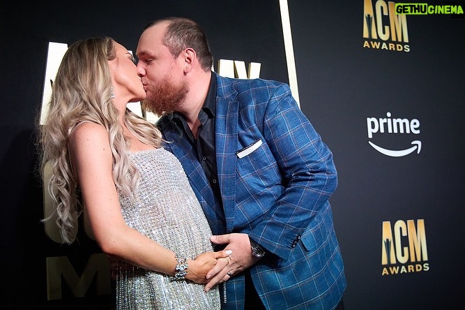 Luke Combs Instagram - Had a hell of a date night with @nicolejcombs last night! 📸: @davidbergman