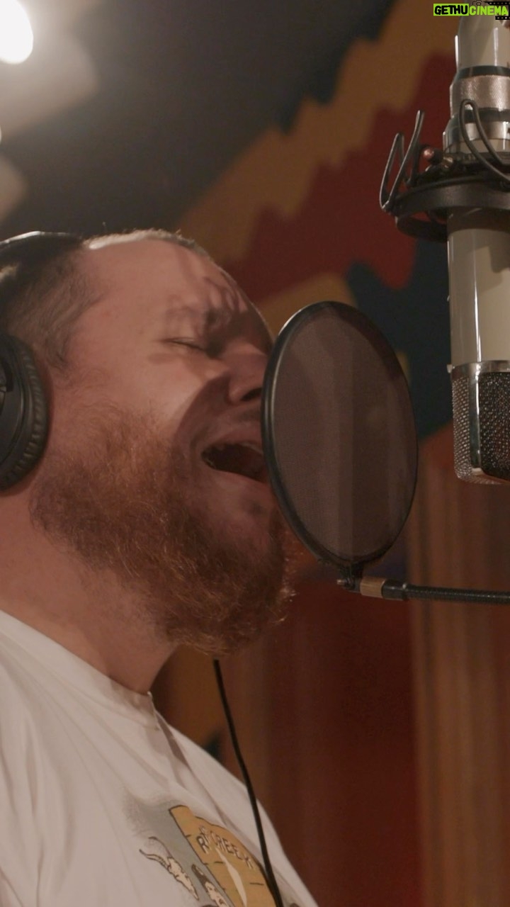 Luke Combs - 572.1K Likes - Love You Anyway - out now!
#lukecombs