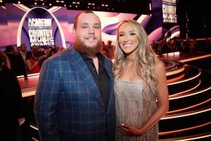 Luke Combs Instagram - Had a hell of a date night with @nicolejcombs last night!

📸: @davidbergman