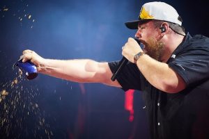 Luke Combs Instagram - Pittsburgh, let’s do that again real soon. 61k yinzers strong last night in the steel city.
📸: @davidbergman