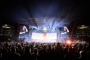 Luke Combs Instagram - Pittsburgh, let’s do that again real soon. 61k yinzers strong last night in the steel city.
📸: @davidbergman