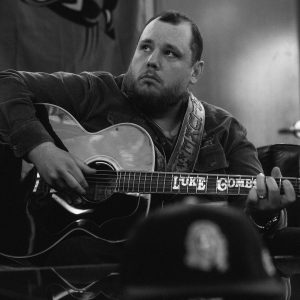 Luke Combs Instagram - Vegas

📸: @zackmassey