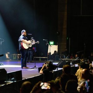 Luke Combs Instagram - Vegas

📸: @zackmassey