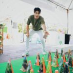 Luke Ishikawa Plowden Instagram - ประทับใจสุดๆ ได้มาฉลองส่งท้ายปี 🥳 กับ Pruksa Live well Stay well Market Fest เป็นงานที่เค้าจัดเพื่อลูกบ้านพฤกษาโดยเฉพาะเลยนะ งานนี้ยิ่งใหญ่สุดๆ มีทั้งได้ช้อปปิ้ง ของกินก็เพียบ ตรวจสุขภาพก็ฟรี ได้ทดลองเล่นเทคโนโลยี Smart Home และอันนี้ชอบมากๆ ลุคได้ไปเล่นเกมลดโลกร้อนด้วย สนุกแถมได้ความรู้ที่สำคัญได้ของรางวัลกลับบ้านด้วย ต้นไม้รางวัลที่เล่นในงาน ทางพฤกษาเค้าจะเอาไปปลูกจริงที่ จ.นครศรีธรรมราชด้วยนะ ภูมิใจสุดๆ เรียกได้ว่าครบทั้งคุณภาพชีวิตดีๆ สุขภาพดี และสังคมที่ดีเลย เป็นลูกบ้านพฤกษามันดีแบบนี้นี่เองในงานบรรยากาศสนุกมาก ฟรีตลอดทั้งงานด้วยนะ เรียกได้ว่างานนี้พฤกษาเค้าใส่ใจในรายละเอียดการใช้ชีวิตเพื่อให้ทุกชีวิต “อยู่ดีมีสุข” จริงๆครับ พิเศษสุด!! ตอนนี้ใครสนใจอยากแนะนำเพื่อนให้มาเป็นลูกบ้านพฤกษาต้องรีบแล้วนะ เพราะจะได้ค่าแนะนำสูงสุดถึง 1ล้านบาทเลย ลองไปดูได้ที่ www.pruksa.com หรือโทร 1739 #พฤกษาอยู่ดีมีสุข #พฤกษาใส่ใจเพื่อทั้งชีวิต #PruksaLivewellStaywell #PruksaLiveWellStayWellEvent Pruksa Avenue Pattanakarn Family