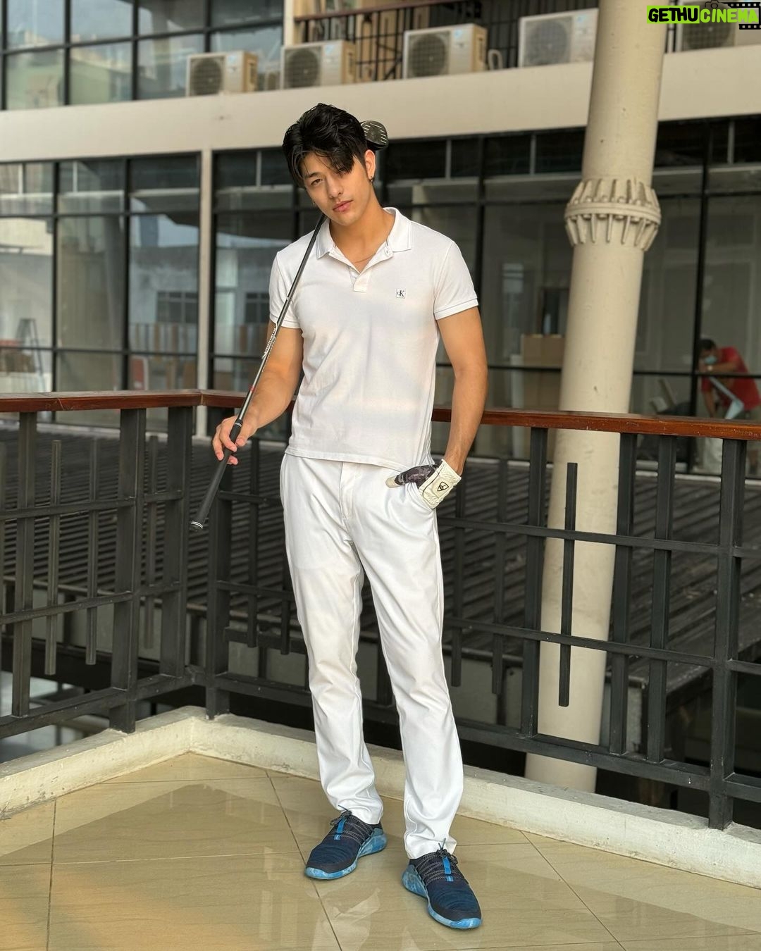 Luke Ishikawa Plowden Instagram - ฟิลแฟนได้ปะใน YouTube ตอนนี้นะครับ ไปชมกันเลยยย! @mintnawinda @ployptk