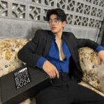 Luke Ishikawa Plowden Instagram - เตรียมพบกับแคมเปญบิวตี้สุดยิ่งใหญ่แห่งปีจาก ELLE & ELLE MEN THAILAND สำหรับเหล่าสาวกบิวตี้ตัวจริงกับการประกาศรางวัล BEST OF BEAUTY 2024 ที่เฟ้นหาสุดยอดผลิตภัณฑ์ความงามจากการคัดเลือกที่เข้มข้นโดยเหล่าคณะกรรมการและทีมเอดิเตอร์ของนิตยสาร ELLE และ ELLE MEN ประเทศไทย ซึ่งรวบรวมตั้งแต่หมวดหมู่สกินแคร์ เมกอัพ บอดี้แคร์ น้ำหอม จวบจนหัตถการด้านความงามต่างๆ สามารถติดตามการประกาศรางวัลได้ที่ @ellebeautythailand @ellethailand และ @ellementhailand #ELLETHAILAND #ELLEBESTOFBEAUTY2024 #ELLEBOB2024