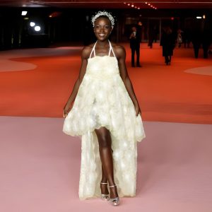 Lupita Nyong'o Instagram - Channeling the great Ms. Cicely Tyson to celebrate the power of cinema at the @academymuseum Gala 🤍@chanelofficial #CHANELinCinema