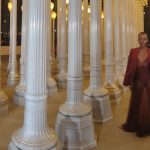 Lupita Nyong'o Instagram - This past weekend’s panoramic view and a little Yoyo, too! (Thank you, Gucci for his first high fashion kitty collar!) 🐈 #YOYOYYO @LACMA Art+Film Gala 💃🏿: @Gucci 💍: @DeBeersOfficial 💇🏿: @LarryJarahSims 🎨🖌️: @NickBarose 💅🏿: @NailzbyVee Styled by @micaela LACMA Los Angeles County Museum of Art