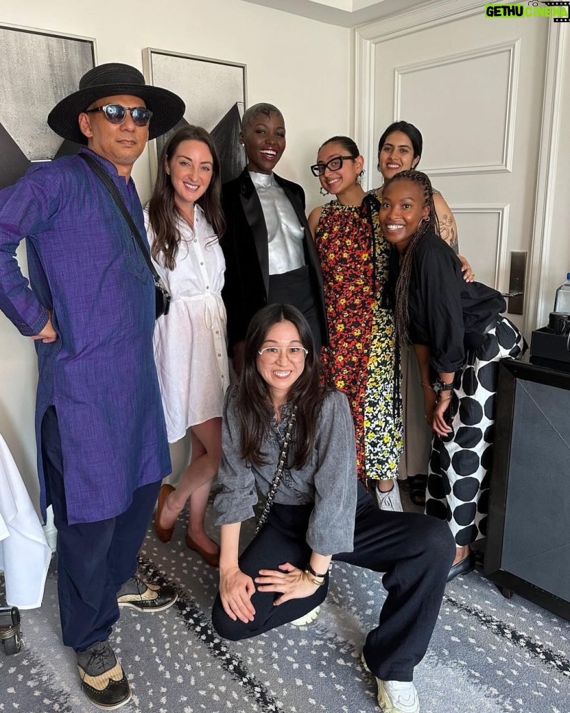 Lupita Nyong'o Instagram - Tonys BTS with the team! For big nights and small ones too, I love the little details as commemorations to take in and appreciate life experiences. I’m so grateful for the collaborators who brought their individual talents to make a collective statement on Tonys Night. We made the day a big party to celebrate our dear Saheem and theater’s ability to bring people together in shared spaces, to think, feel, learn, laugh, wonder and love! Here’s to THAT! ❤️ 🎭 1: The squad! 🙏🏿 2: @nickbarose who brings an endlessly inspired hand to eyes, lips, face, and cheeks! 💄 3: The birthday girl and stylist, @micaela, who Fairy Godmother to both me and @saheemscene on his big night. 🧁🌟 4: Jewelry by @debeersofficial RVL Collection. Complimentary manicure by @sonyameesh 🩶🩶 5: @mishajapanwala! Y’all know who she is now! 🎽🩻 🙌🏿 6: Henna head art by @hennabysabeen with clean shave by @mrbarberj. Keep scrolling to read about Sabeen’s homage to East African and South Asian cultures in her design. 🌍🌏 7: Our Tony nominee and Our Plus-Ones: @saheemscene! @dedeayitedesign @michaelthurber ❤️❤️❤️ 8: A Saheem Photo Cake! Courtesy of @creeinnyc! 🍰 🖌️HENNA ART INSPIRATION: We had the words sculptural, sharp & solid as our guides to compliment Misha's work. And then I visited the Kenyan artist, Wangechi Mutu's exhibition entitled INTERTWINED, and it all solidified for us! Wangechi, like Misha interrogates the representation of the female body, and in her piece, In Two Canoe the human body morphs into the plant body, exploring a fantastical hybridity that alludes to "the fertility, femininity and symbiosis captured in the object's very doubled form." So, we went with a leaves motif because of their ability to be both geometric and organic. They grow within the bounds of a very elaborate system and are still able to improvise to INSIST on their survival and growth, and that's exactly what I am keen to do in this season of my life. There's also a quiet homage to the kofia/kufi worn in both our East African and South Asian cultures as well as it being a symbol of African-American pride - a salute to our new homeland! ‌