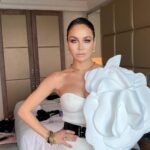 Lyaysan Utyasheva Instagram - Мы так долго ждали этот день! Включаем сегодня и каждое воскресенье ТНТ в 19:00 и смотрим «Выжить в Дубае»🔥 Всем удачи! Погнали! Style @nadinasmirnova Muah @valerylisa