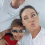 Lyaysan Utyasheva Instagram – Сыночек, такой трогательный, такой любимый, такой участвующий во всем… 
Мой маленький – большой мальчик. 
Твоя мама сегодня ревет все утро от счастья… 
Невозможную радость ты подарил двум влюбленным людям своим появлением! 
Роберт — ты целый огромный мир с огромным сердцем и светлыми добрыми мыслями! 

Когда я вижу твои глаза, цвет глаз моей мамы, когда слышу твой смех или твои идеи, как ты сделаешь этот мир лучше… Я люблю с тобой всё: смотреть кино, бежать по пляжу, валяться в кровати, смеяться ни о чем, читать, путешествовать, сидеть дома, ехать в школу. Люблю всё.

Ты — лучший сын и брат. Ты — настоящий мужчина. Мы с твоей сестрой это чувствуем каждый день. Самый добрый, честный, смелый. А ещё очень сильный и умный.

А ещё ты меня спас! Десять лет назад ты наполнил мою жизнь светом и смыслом. Ты появился и все стало по-другому. И вот уже десять лет абсолютного счастья.

Ты — искринка не только для меня. Все, кто тебя узнают, влюбляются в тебя без оглядки. Все мои подруги млеют при виде тебя. Так что, девочки, в скором будущем берегитесь.
На этих фотографиях ты такой маленький и такой обстоятельный. Такой звонкий и любимый. Такой вкусный. Ты всегда будешь таким, мой малыш. Тебе сегодня 10. Даже не верится.

С Днем рождения, Роберт. Будь здоров и счастлив. Я всегда рядом. 
Твоя мама❤️