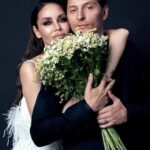 Lyaysan Utyasheva Instagram - Пашенька @pavelvolyaofficial , сегодня тебе 45! Ты такой взрослый ребенок, сохранивший способность радоватся простым мелочам… Бегать под дождем, встречать солнышко на крыше многоэтажек, прыгать через костер, рыбачить, петь, танцевать, готовить… С тобой всегда так легко и дома!!! Моя Безусловная Любовь! Мой лучший друг! Будь счастлив! Пожалуйста🙏🏻 Будь всегда ! Сегодня мы с детками приготовили тебе марафон сюрпризов! А мои подписчики — добрые поздравления. И пусть вся эта энергия добра и любви тебя всегда окружает! Ты этого достоин … Люблю 💖 Твоя Лясенька) Остальное всё — лично! Я не умею, как ты выражать свои чувства (но работаю над собой🤭)