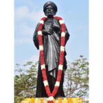 M. K. Stalin Instagram - அழியக் கிடந்த பழந்தமிழ் இலக்கியங்களை எல்லாம் அச்சிலேற்றி, அழகிய நடையில் அவற்றுக்கு உரையும் எழுதி, தமிழுக்குத் தாம் தந்த பங்களிப்பினால் 'தமிழ்த்தாத்தா' என்று நிலைத்துவிட்ட நீடுபுகழ் உ.வே.சா அவர்களின் பிறந்தநாளில் அவரது தமிழ்த்தொண்டைப் போற்றி வணங்குகிறேன்! #UVeSa