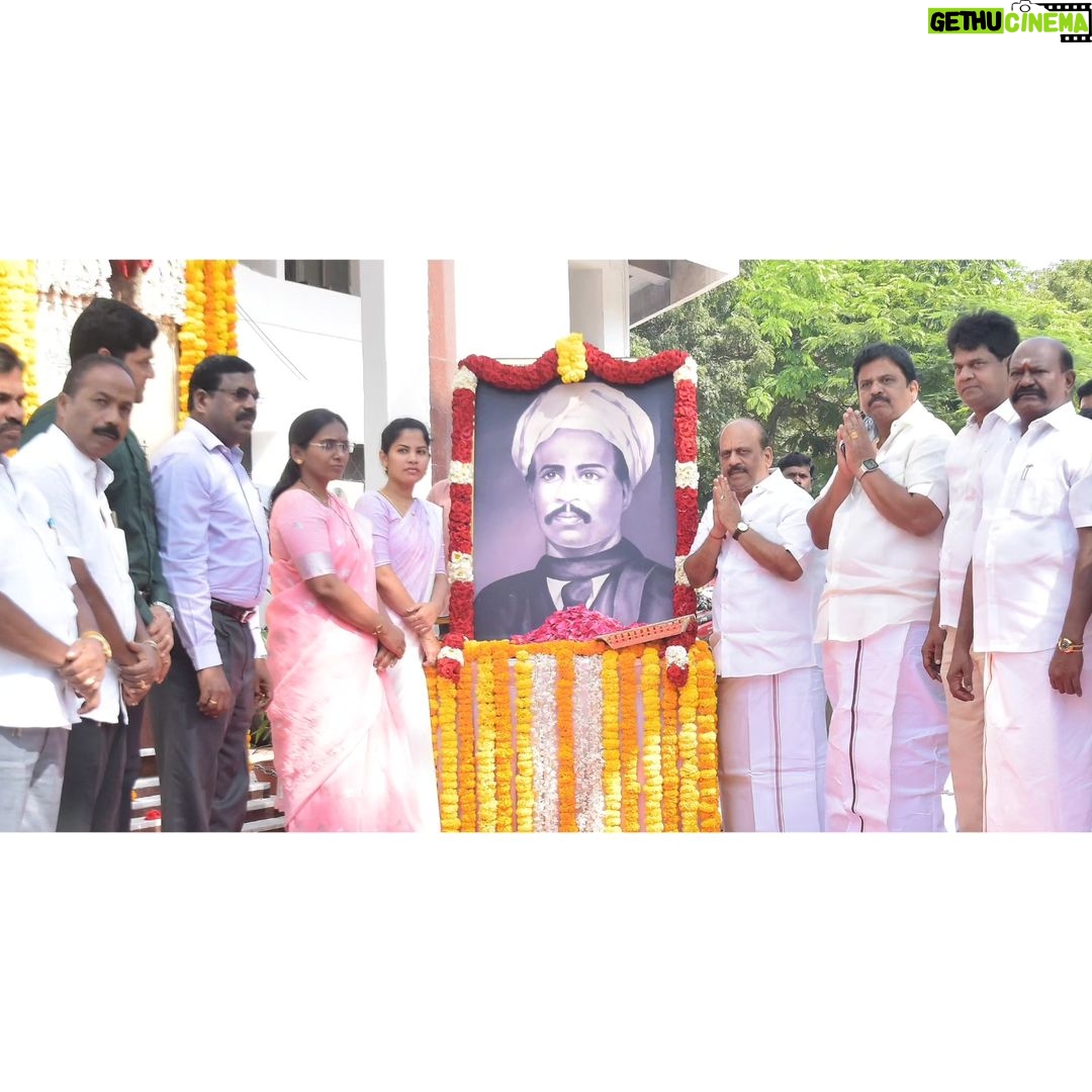 M. K. Stalin Instagram - தமிழ்ப் பற்றும் பொதுவுடைமைக் கொள்கையும் கொண்டு உழைக்கும் மக்களுக்காகத் தன்னையே அர்ப்பணித்துக் கொண்ட சிந்தனைச் சிற்பி சிங்காரவேலர் அவர்களின் 165-ஆவது பிறந்தநாள் இன்று! ஏகாதிபத்தியம், மதவாதம் இரண்டுமே முடக்குவாத நோய்தான் சமுதாயத்துக்கு என்று தமிழ் மண்ணில் விளைந்த புரட்சியாளரான அவரது நினைவுகளைப் போற்றி, அவர் விரும்பிய சுயமரியாதையும் சமதர்மமும் தழைத்தோங்கும் சமூகம் வளர பாடுபடுவோம்!