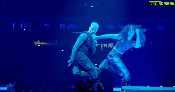 M. Pokora - 23.4K Likes - Qui vient nous voir danser? 🕺🏼💃🏾 #EpicentreTour