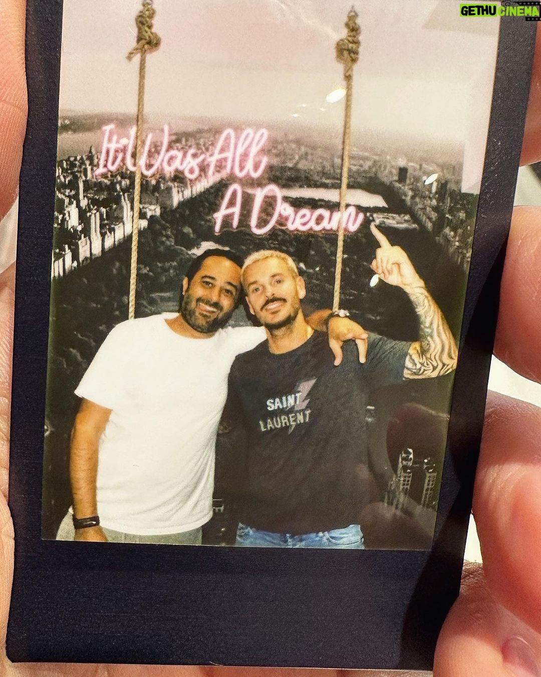 M. Pokora Instagram - 2 amis, 1 rêve. « If i can make it there, i’ll make it anywhere » @pastacorner_us New York (9 east 53rd street) ouverture le 28 août. Another one! 53rd Street and 5th Avenue