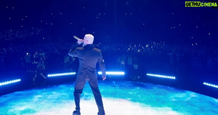 M. Pokora Instagram - L’énergie avec laquelle je rentre dans 2024. 🕺🏼 Tellement de projets excitants à venir. 🙌🏼 C’est la rentrée. Lesssssssgooooooo!!!