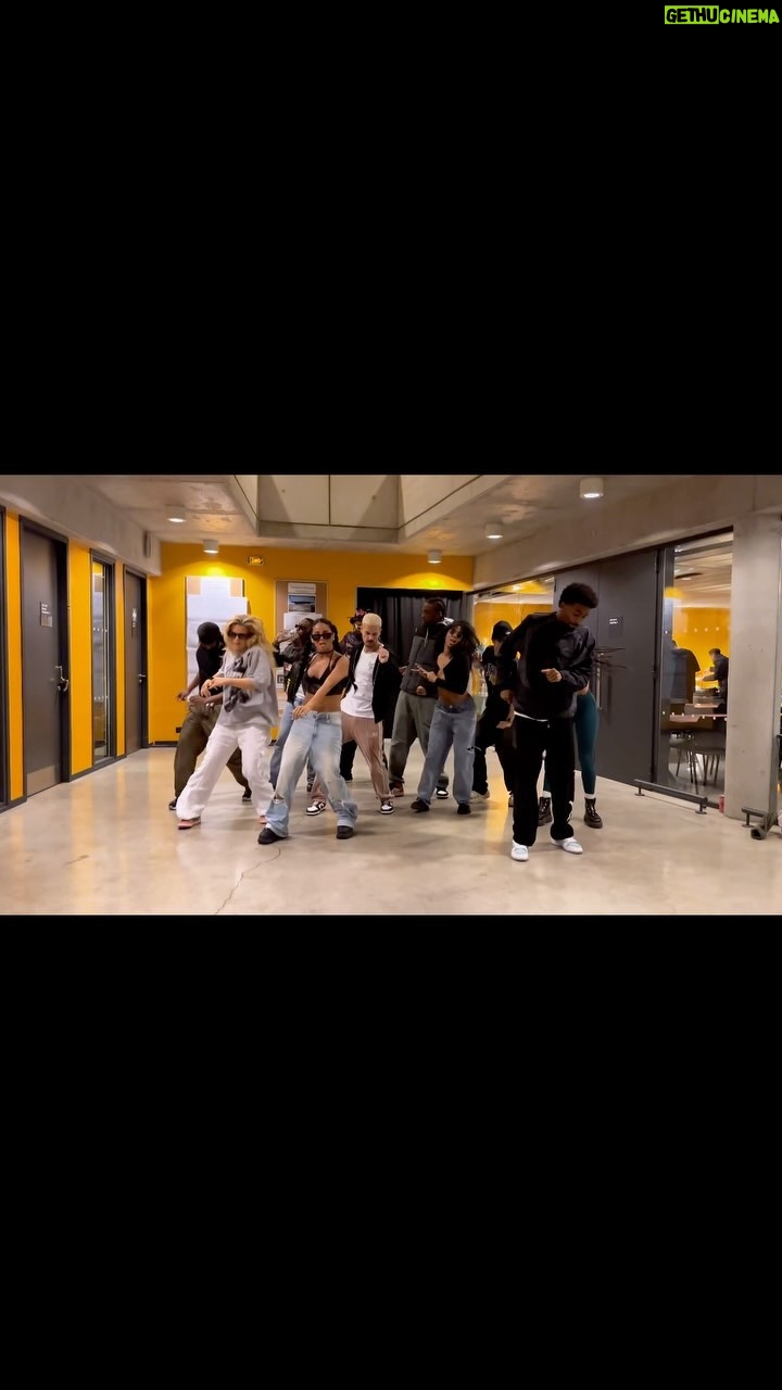 M. Pokora - 25.7K Likes - 📍Saint Etienne . We look fly… #EpicentreTour
@rubix_criminalz @kutyoff @kefton_enfant.prodige @armizy @johnnyvongratsavai @rochka_noel @sethanietaing @alissa_edn @nastialoff @alana.rixon