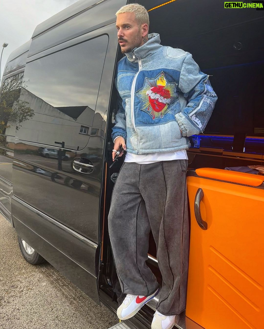 M. Pokora Instagram - Touched down ! #EpicentreTour Zénith de Dijon